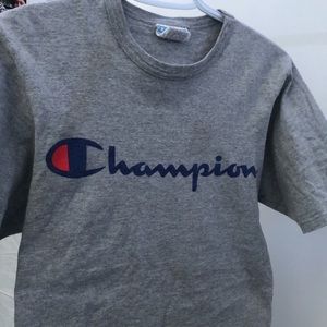 Champion t-shirt